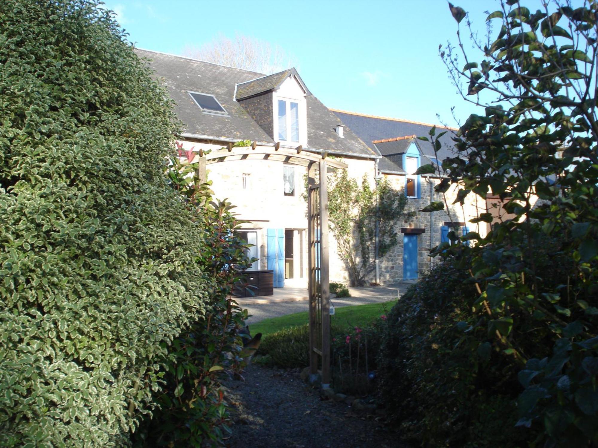 Les Chevaux De L'Hippocampe Hotel Mont-Dol Exterior photo
